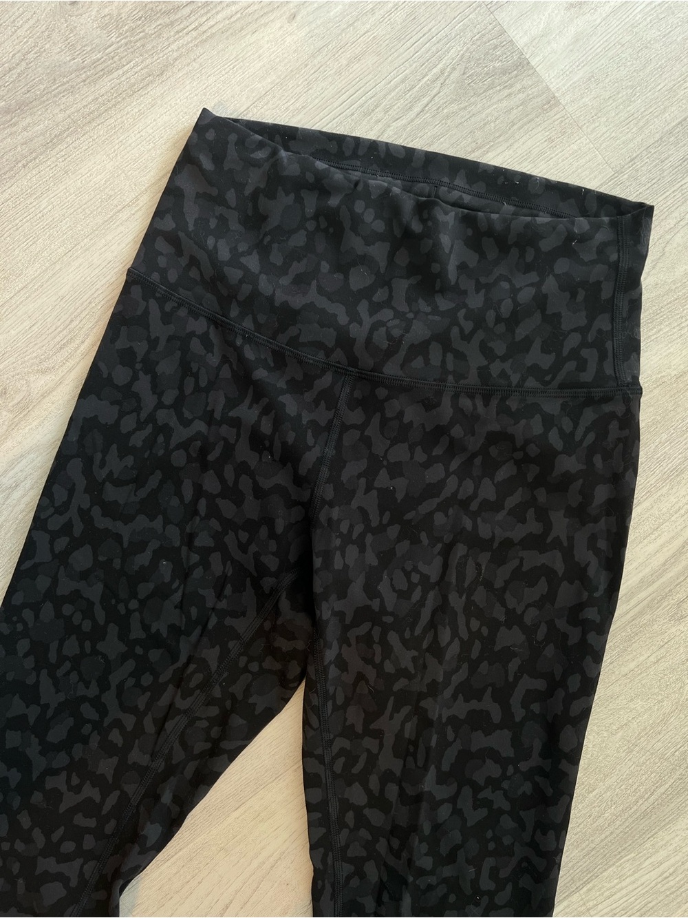 Lululemon Wunder Train -Black Animal Print Active Leggings